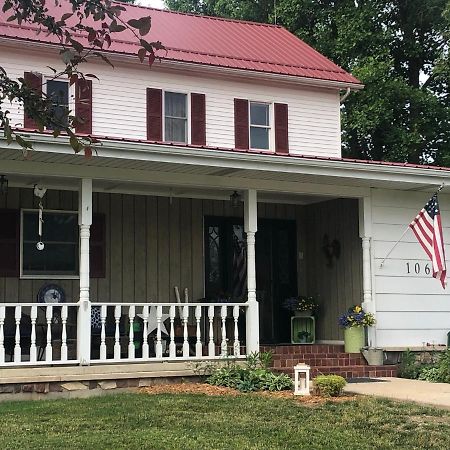The Farmhouse Inn Guest House Nappanee Dış mekan fotoğraf