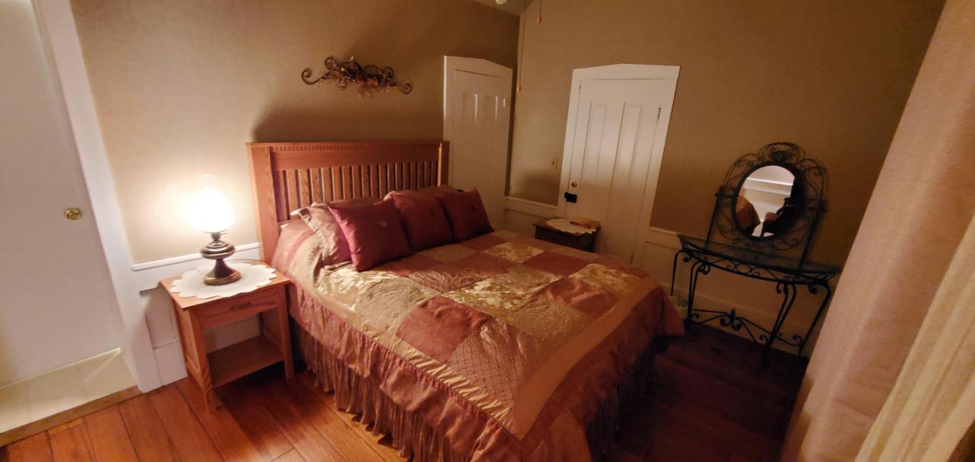 The Farmhouse Inn Guest House Nappanee Dış mekan fotoğraf